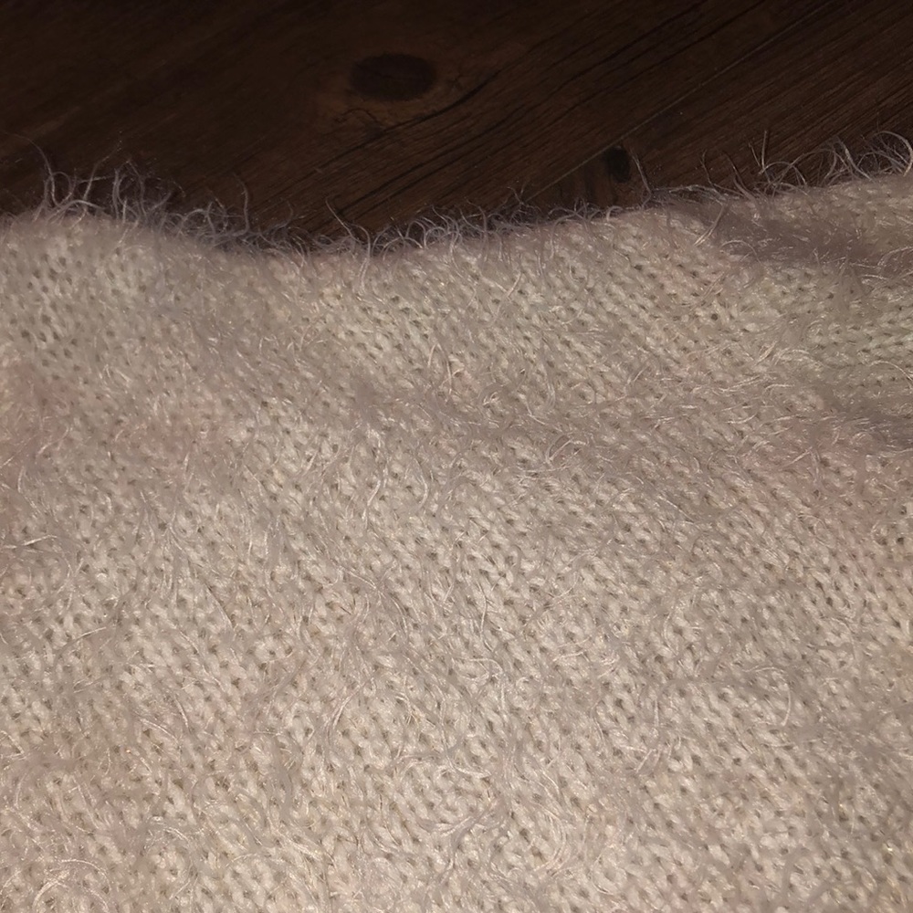 Sweater - Picture 4 of 4